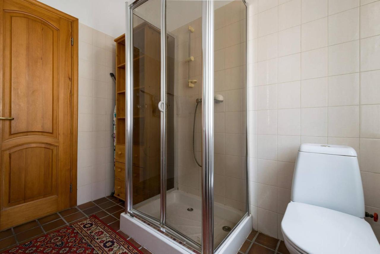 Guest House On Maksimova 9 알마티 외부 사진